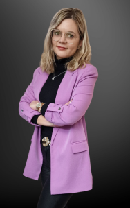 Mojca Krajnc poraVnava Maribor